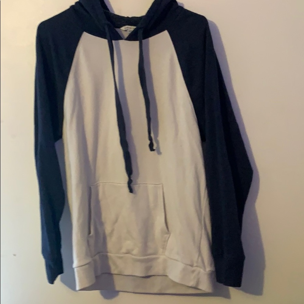 american eagle small hoodie